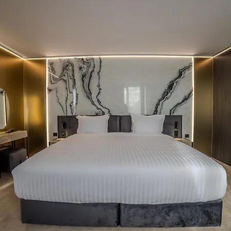 Хотел Aslan Gold 3*