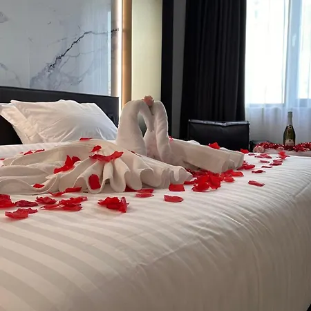 Aslan Gold Hotel