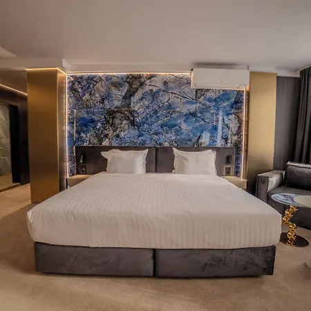 Aslan Gold Otel 3*