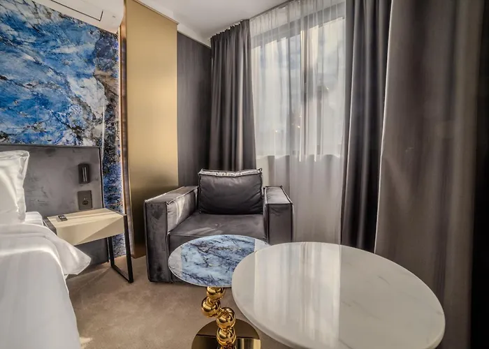 Хотел Aslan Gold 3*